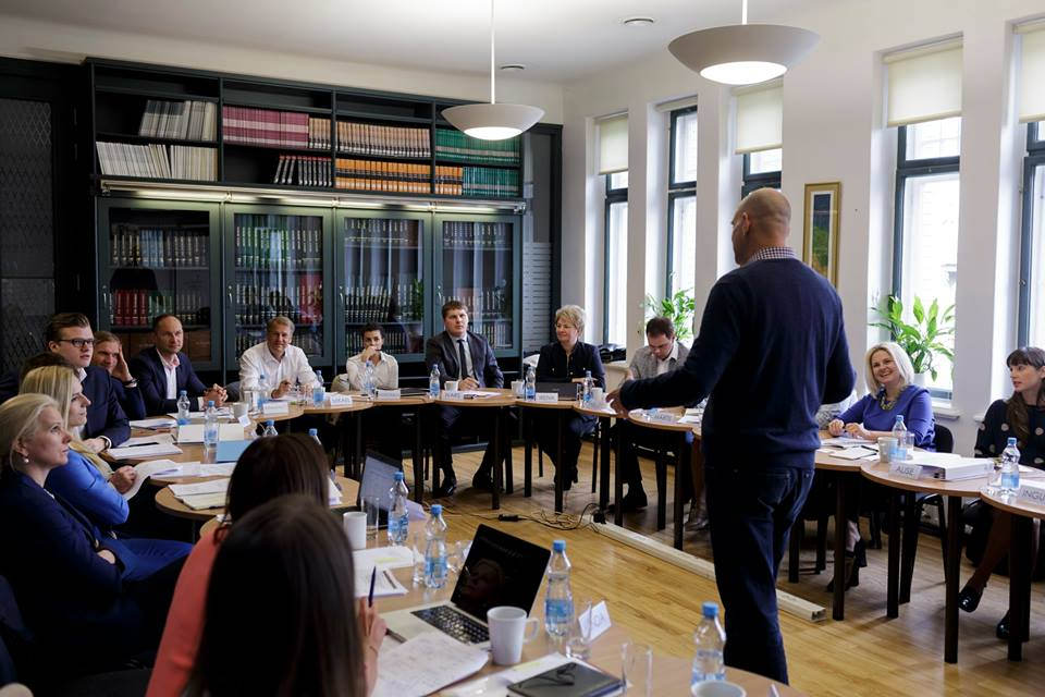WDI Faculty Affiliate John Branch teaches a marketing module during the 2016 Strategic Management Program in Latvia.
