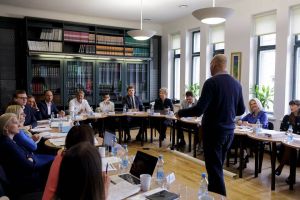 WDI Faculty Affiliate John Branch facilitates the 2016 Strategic Management Program at the Stockholm School of Economics in Riga, Latvia. 