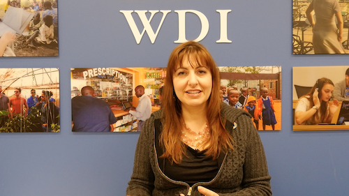 Tami Kesselman speaks at WDI.